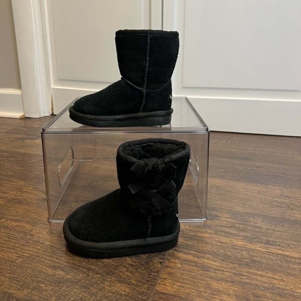 Koolaburra By Ugg Kids Victoria Short Boot Size Kids 6 Color Black